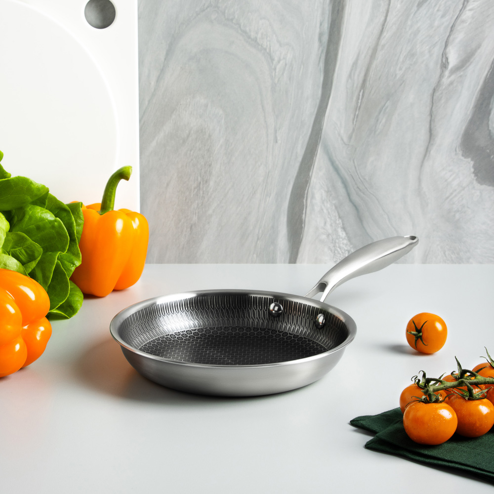 SATOSHI Савона Сковорода Triply 3-х слойная 20х4,0см, нерж.сталь 18/10, антиприг.покр. "соты", инд, арт.№ 822-150