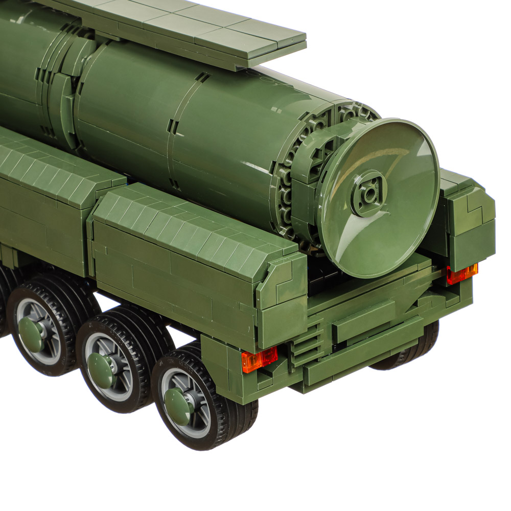 ИГРОЛЕНД Машина-конструктор на РУ "Ярс", 1440 дет., ЗУ и АКБ в компл., АБС, 4ААА, 40х35х13 см, арт.№ 293-104