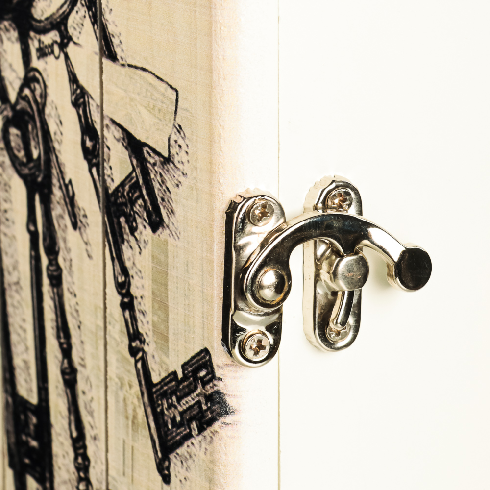 LADECOR Ключница, МДФ,  2 дизайна, 22,5х16х5,2см, арт.№ 510-023