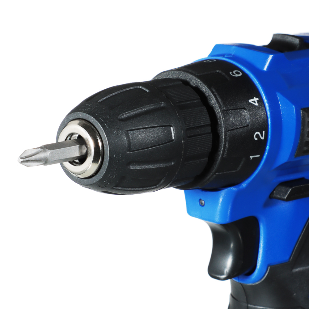 РОКОТ Набор инструментов "Домашний мастер"  Шуруповерт 12В, набор в кейсе 77 предметов для ремонта, арт.№ 693-012