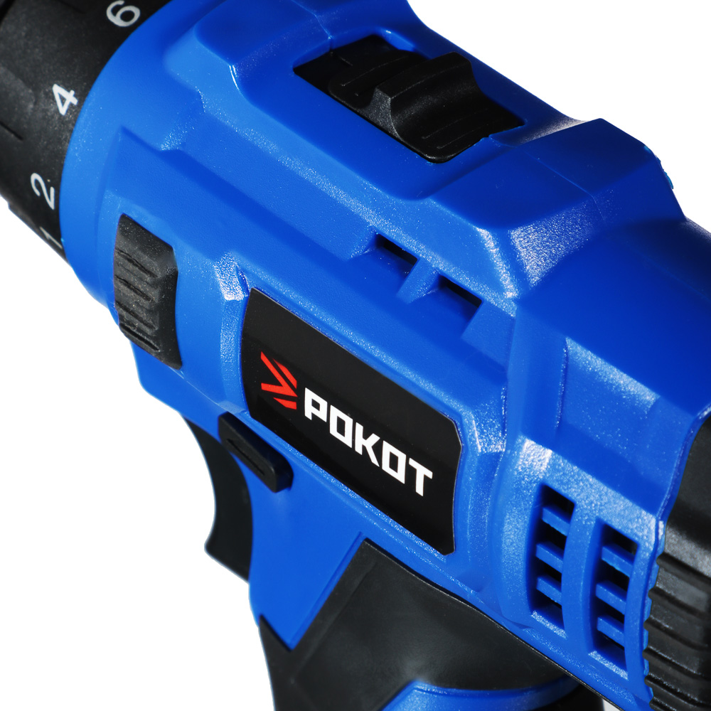 РОКОТ Набор инструментов "Домашний мастер"  Шуруповерт 12В, набор в кейсе 77 предметов для ремонта, арт.№ 693-012