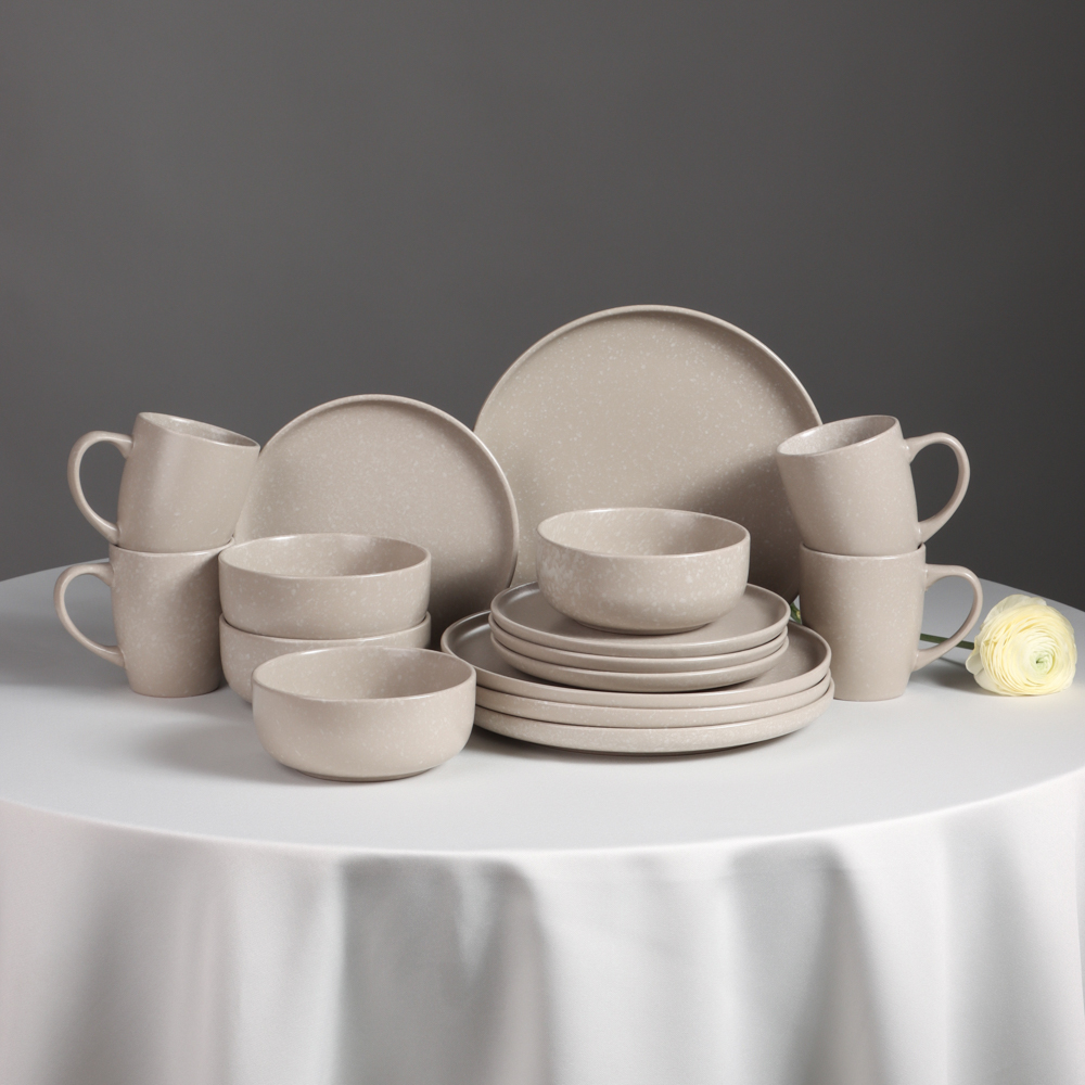 MILLIMI Набор столовой посуды 16 предметов (тарелка 26 см - 4 шт., тарелка 20 см - 4 шт., салатник 14 см - 4 шт., кружка 340 мл - 4 шт.) керамика, бежевый, арт.№ 824-179