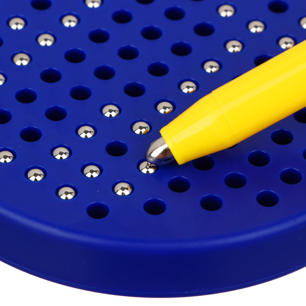 ИГРОЛЕНД Магнитная доска-планшет для рисования, 120 шариков, 5 карточек, ABS, 10x10x1,4см, арт.№ 280-026